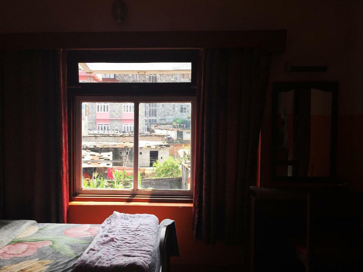 Hotel Mount Heaven Pokhara Exterior photo